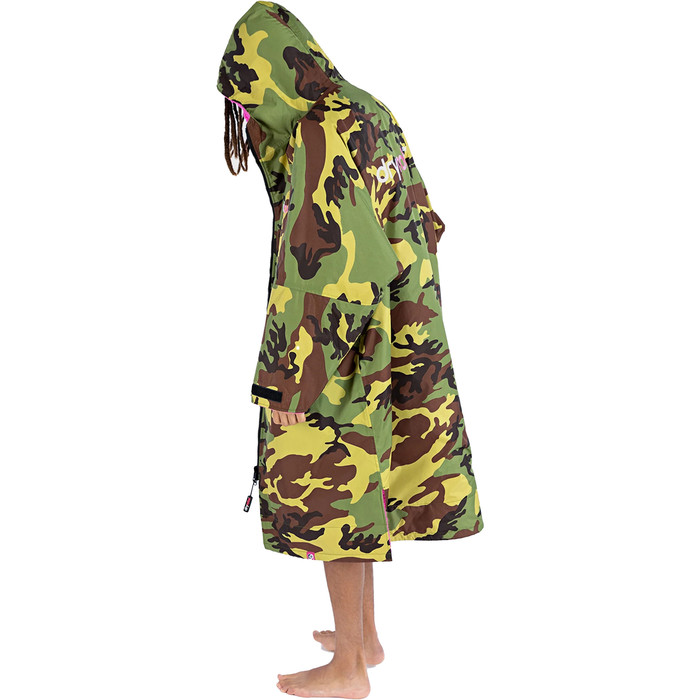 2024 Dryrobe Advance Long Sleeve Change Robe V3 DR104 - Camo / Pink